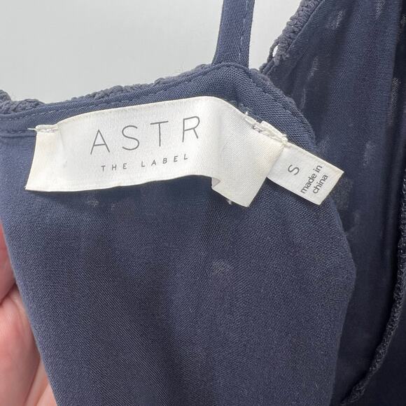 ASTR The Label Crochet Lace Dress Womens Small Navy Blue Pleated Front - Picture 9 of 10